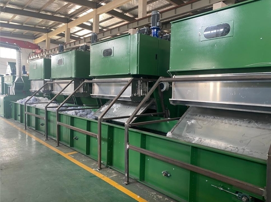 2024 Nuevo tipo HYKB-160 Máquina no tejida de 1600 mm con sistema electrónico de pesaje