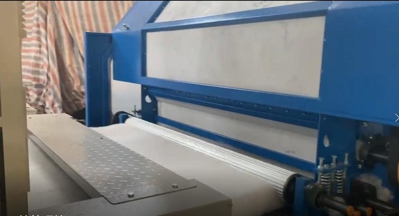 Nuevo tipo HYSL-150 Máquina de cardado de alta velocidad Ancho de trabajo 1500 mm