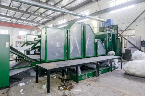 Máquina de cardado no tejida de la eficacia alta de la garantía de los años HongYi-2 Doffer doble para las lanas